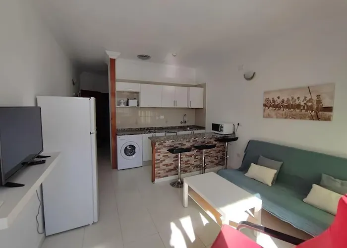 200 M De La Playa 플라야 델 잉글스